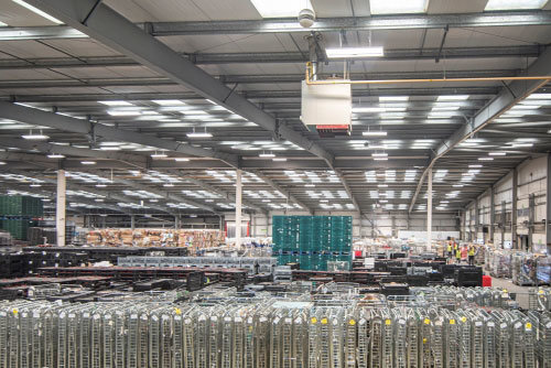 Shooting photo des intérieurs et extérieurs des bâtiments appartenant à Barclays par des photographes spécialisé et maitrisant les prises de vue par drone.