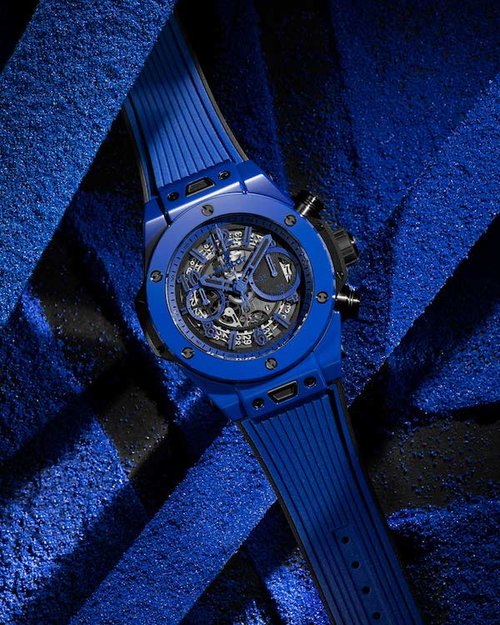 Shot by local photographers, this production allowed to create beautiful brand content images for the launch of two new sporty watches.